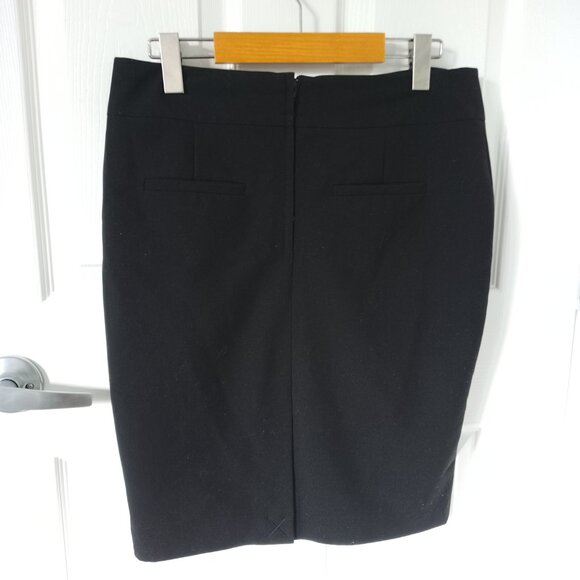 Suzy Shier Black mid length Skirt Back Pocket Detail - Picture 7 of 7